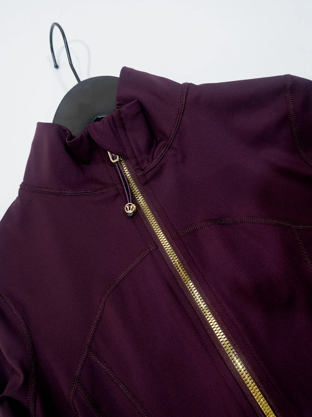 Gold Zipper Jacket and Yoga Pants Set, Sportswear, Quick-Dry and Breathable, Slimming and Lightweight, Tight-Fitting