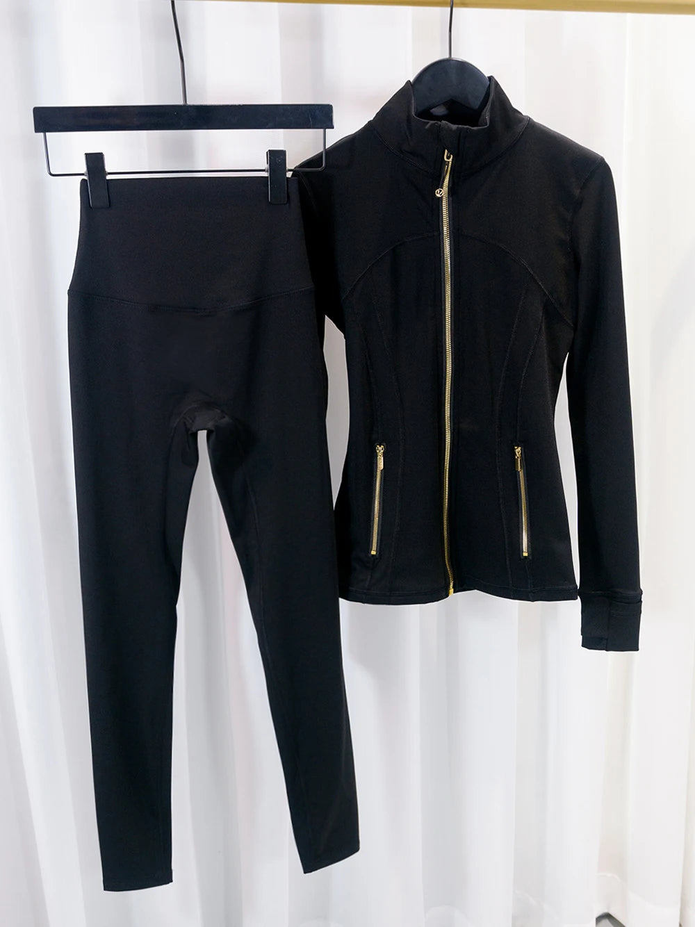 Gold Zipper Jacket and Yoga Pants Set, Sportswear, Quick-Dry and Breathable, Slimming and Lightweight, Tight-Fitting